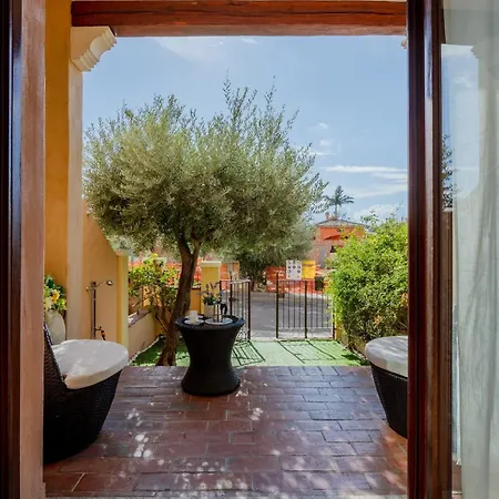 Appartement Guesthost - Lovely With Garden Villasimius