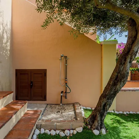 Guesthost - Lovely With Garden Villasimius